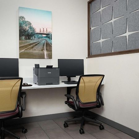Hampton Inn & Suites Durham University Medical Center Экстерьер фото