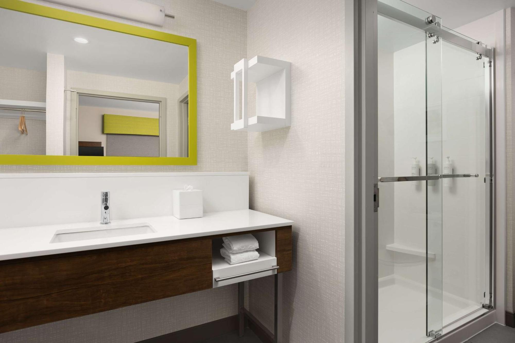 Hampton Inn & Suites Durham University Medical Center Экстерьер фото