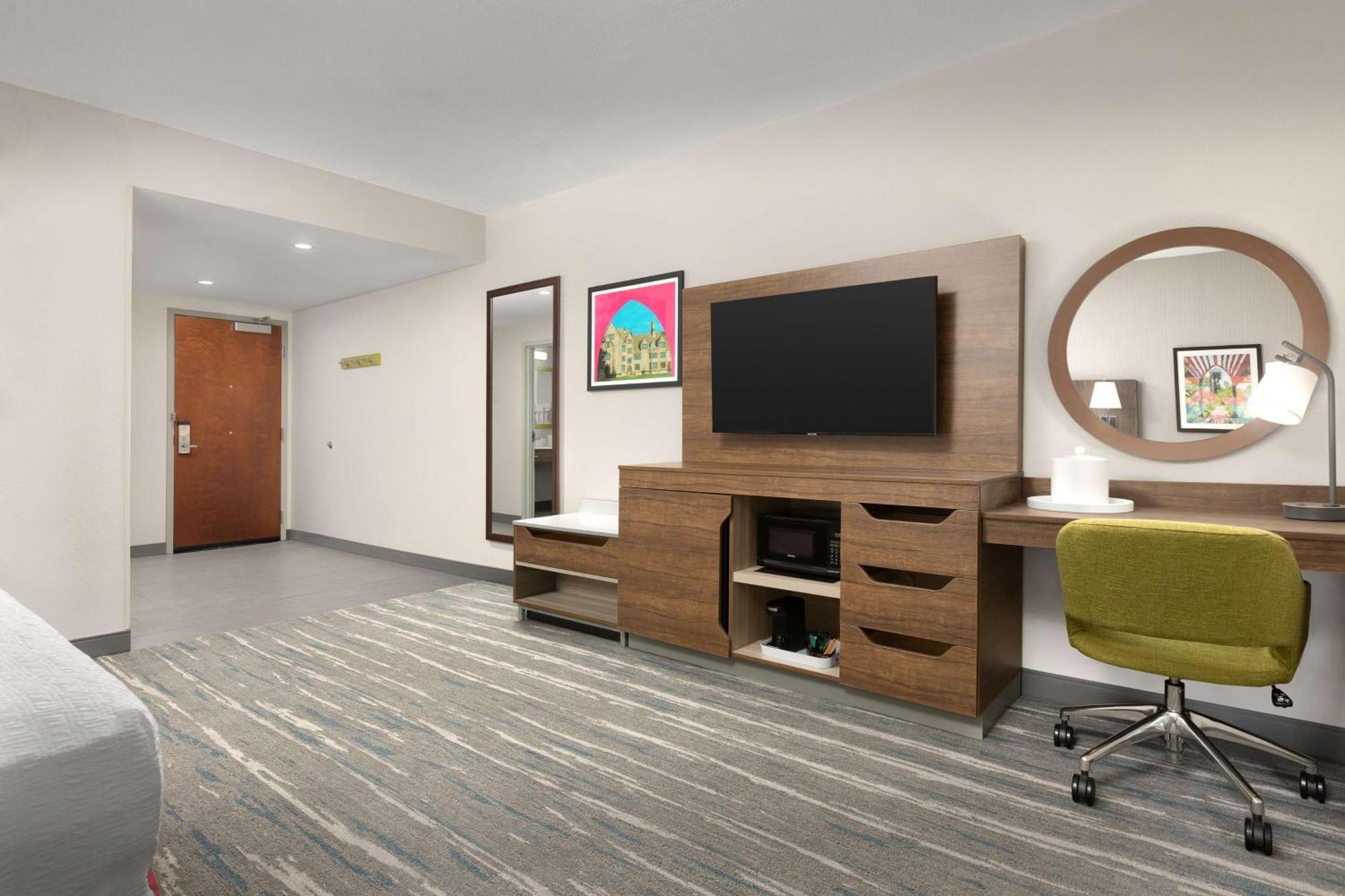 Hampton Inn & Suites Durham University Medical Center Экстерьер фото
