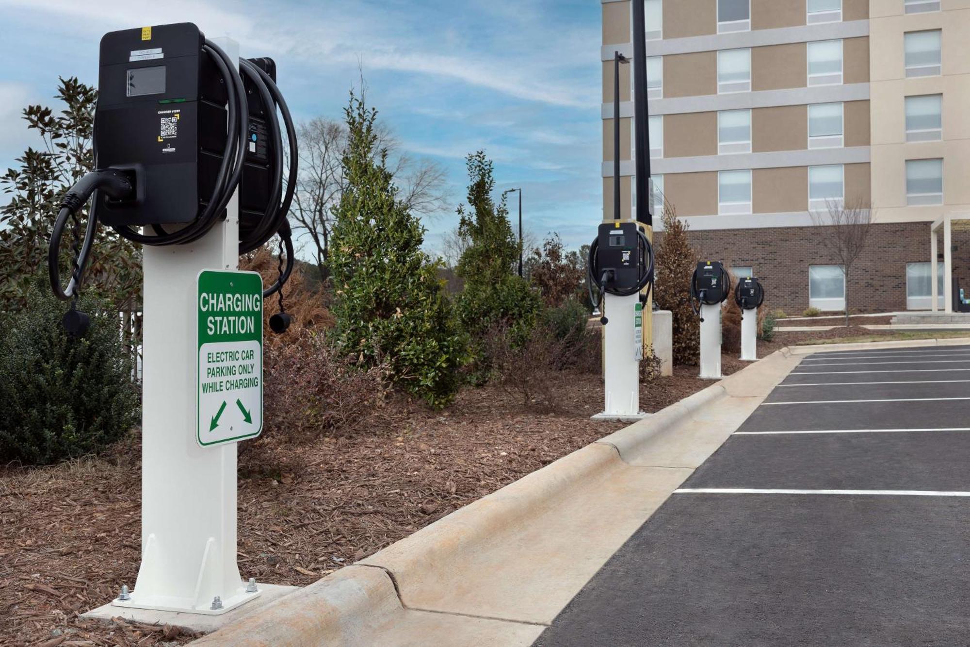 Hampton Inn & Suites Durham University Medical Center Экстерьер фото